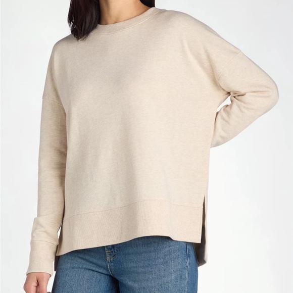 Time and Tru Tops - Time and Tru Sweatshirt